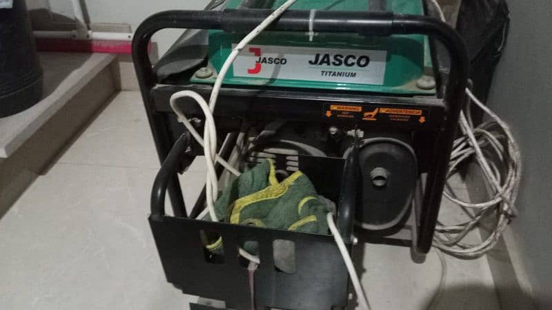 Jasco 2.5 KVA EPA Standard Self Start Generator 3