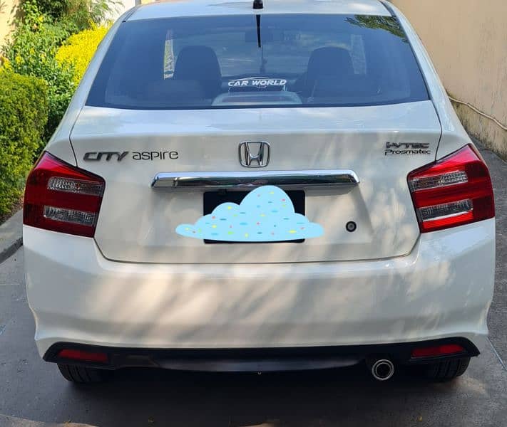 Honda City Aspire 2015 7