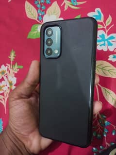 one plus N200