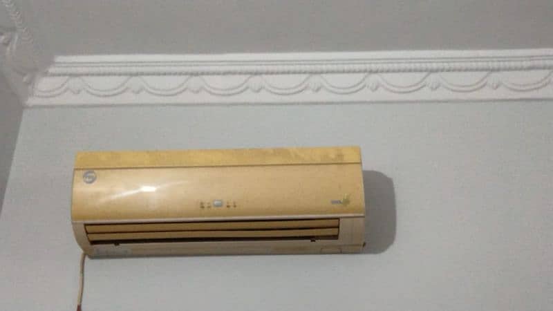 PEL Split AC with copper tubes 0