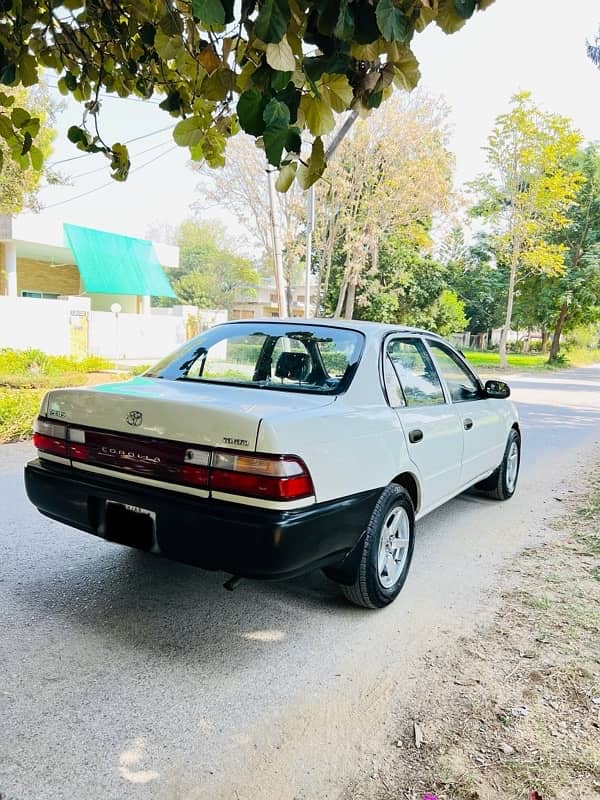 Toyota Corolla 2.0 D 1996 7