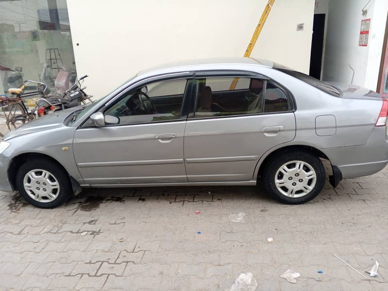 Honda Civic EXi 2005 3