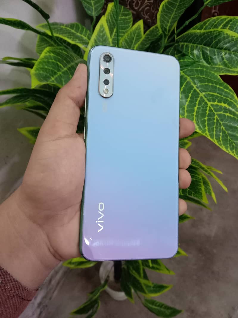 Vivo S1 8gb 256gb Dual SIM Indisplay Fingerprint 1