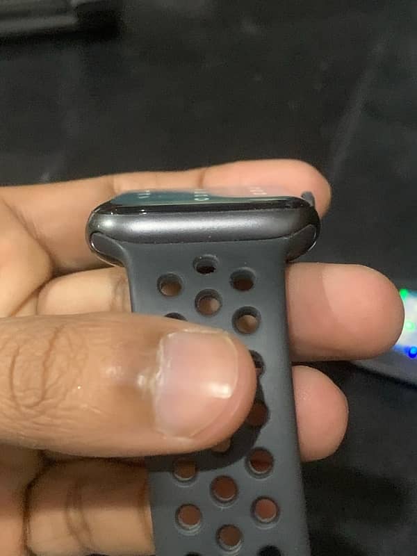 Apple Watch Series 5 44mm 6