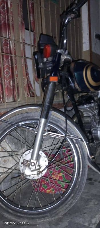 Honda 125 bike 2