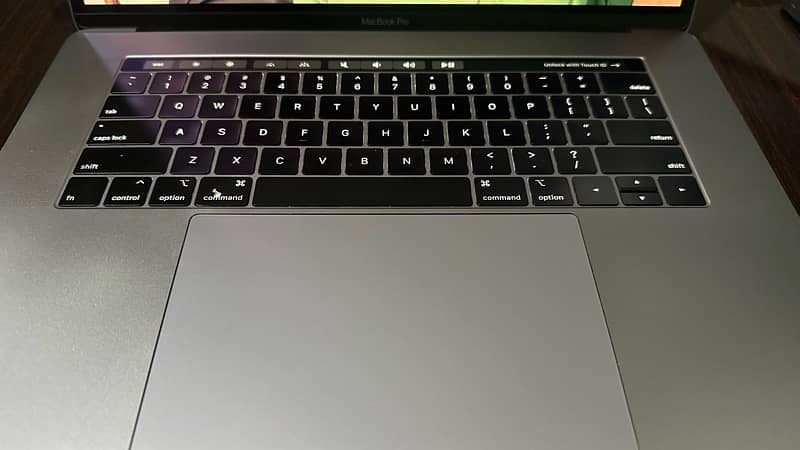 Macbook pro 2018 15 inch 2