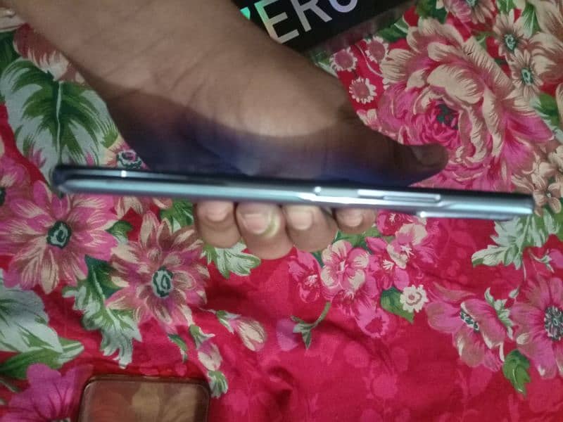 Infinix zeroX neo for urgent sale 6