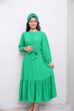 Crush Georgette Green maxi with headband and adjustable belt