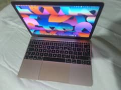 MacBook pro  2016 8gb ram 256gb ssd gold colour