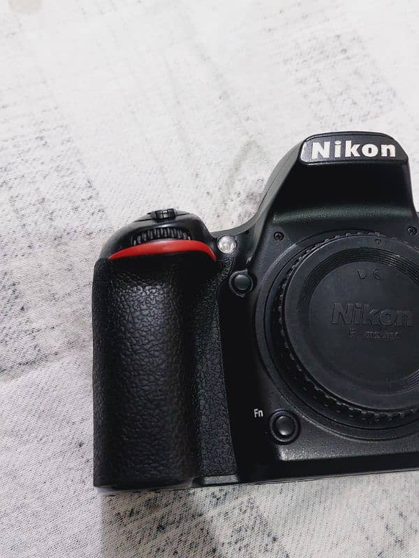 Nikin D750 Body Good Condition 2