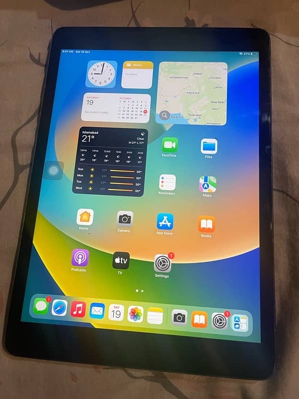 IPad 9th Generation for Sale with Box 2