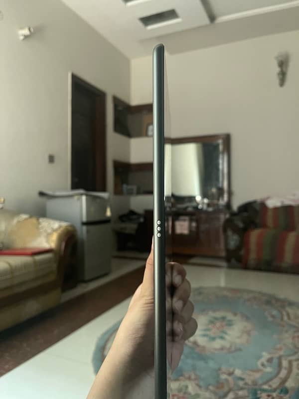 IPad 9th Generation for Sale with Box 6