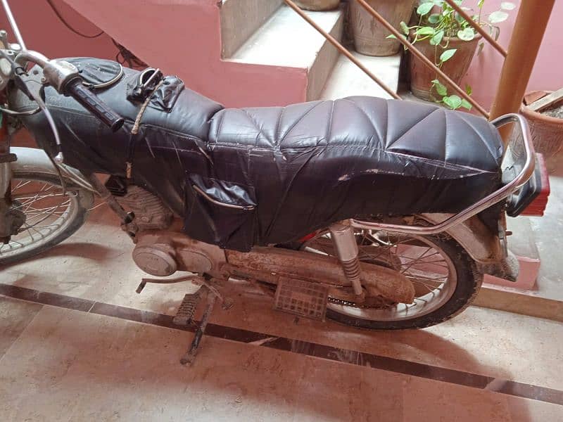 honda 125 urgent sale running condition 2