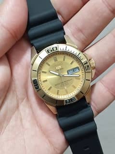 Seiko 5 Sport Gold Day Date 7S36-02G0 RARE Men's Automatic Watch