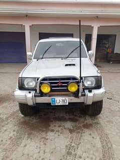 Mitsubishi Pajero 1988