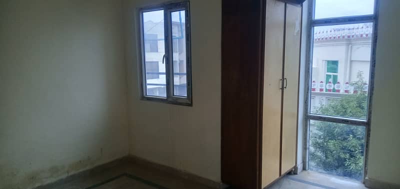 3 Bad Flats For Sale G15 Islamabad 2