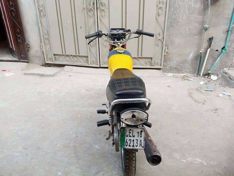 HONDA 125 road prince  SELL CONDITION 10/7 1