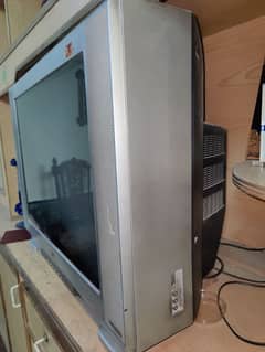 good condition tv