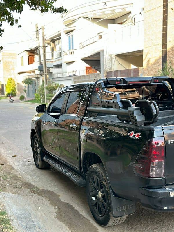 Toyota Hilux 2017 7