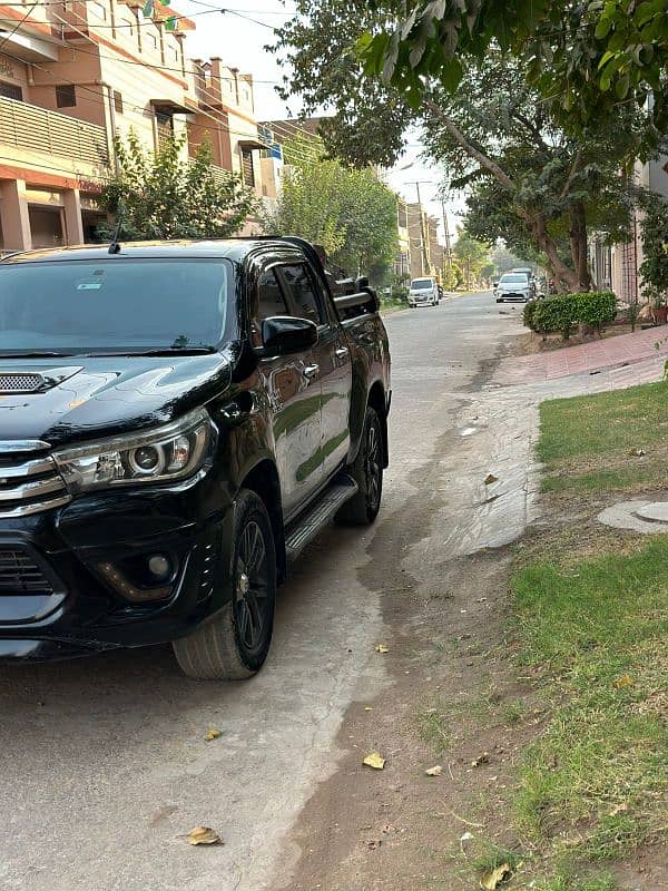 Toyota Hilux 2017 10