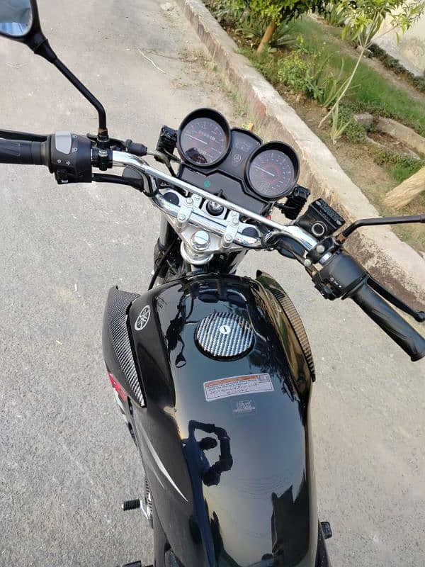 Yamaha Ybr 125G just 1800km drive 1