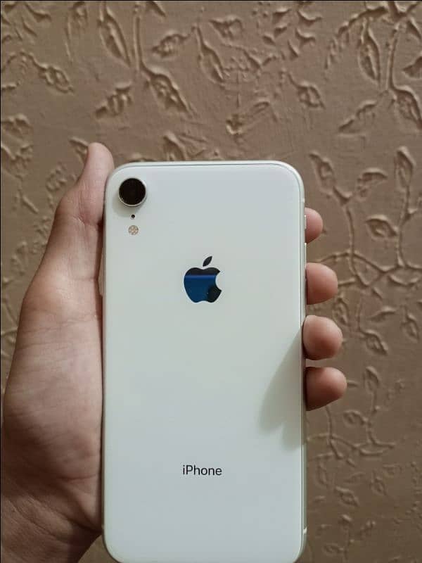 iphone XR non pta   64Gb 10/10 condition original pannel and  battery 5