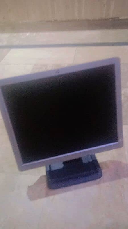 Hp Monitor 10 by 8 condition 0