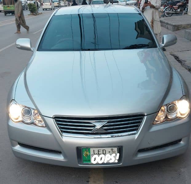 Toyota Mark X 2005 300G 9