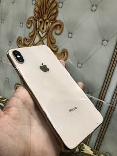 i phone xsmax 256gb condition 10by9