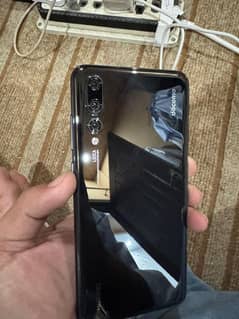 Huawei p20 Pro 6/128 PTA