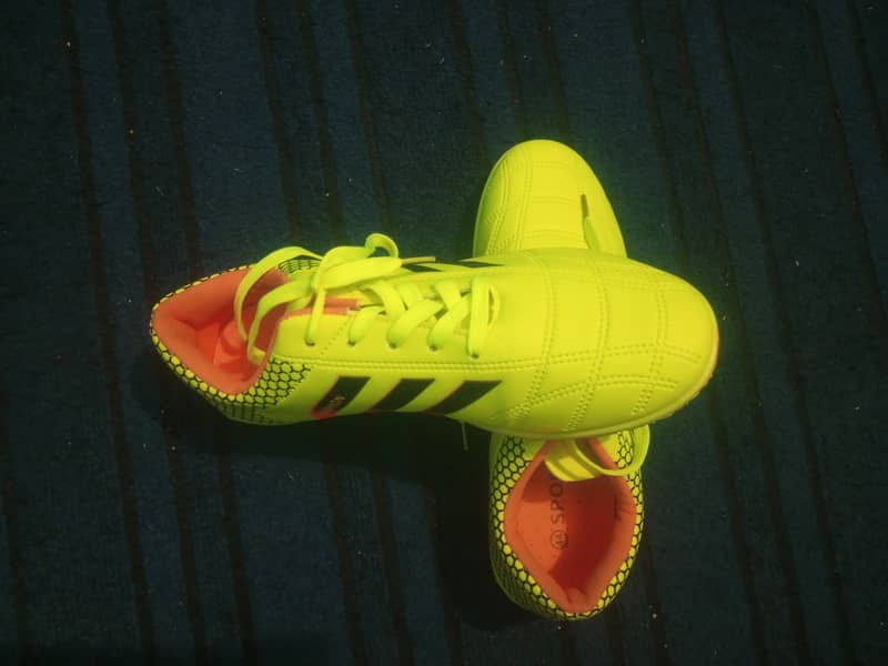 Football Shoes/Grippers (New) 1