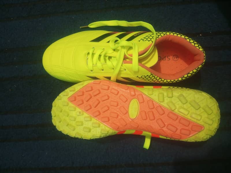 Football Shoes/Grippers (New) 2