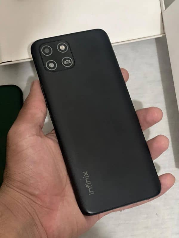 Infinix Smart 6 HD 4