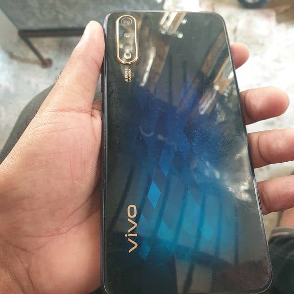 vivo s1 4/128 glass break finger print ok 3