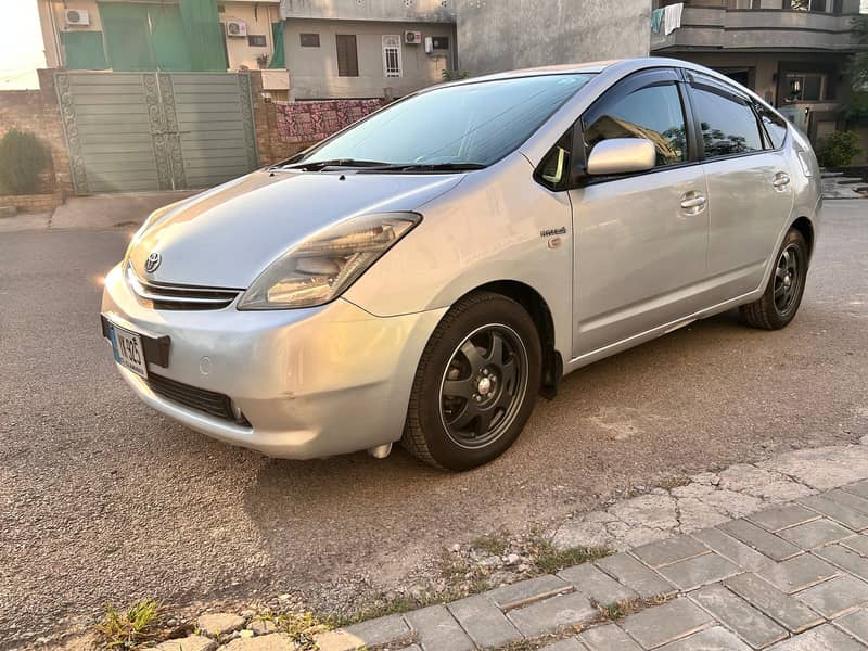 Toyota Prius 2008 Premium T4 UK Variant (2nd Generation) 1