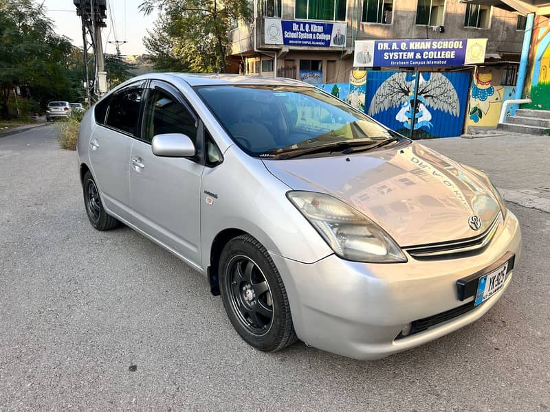 Toyota Prius 2008 Premium T4 UK Variant (2nd Generation) 2