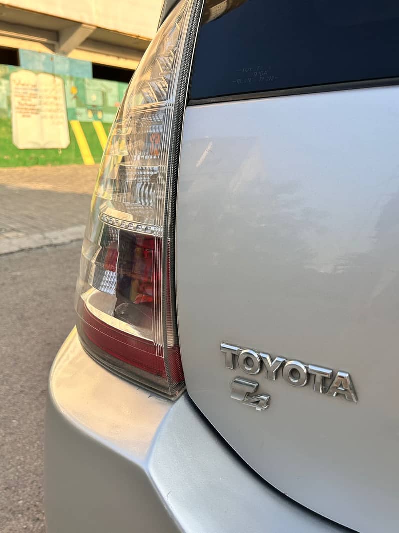 Toyota Prius 2008 Premium T4 UK Variant (2nd Generation) 4