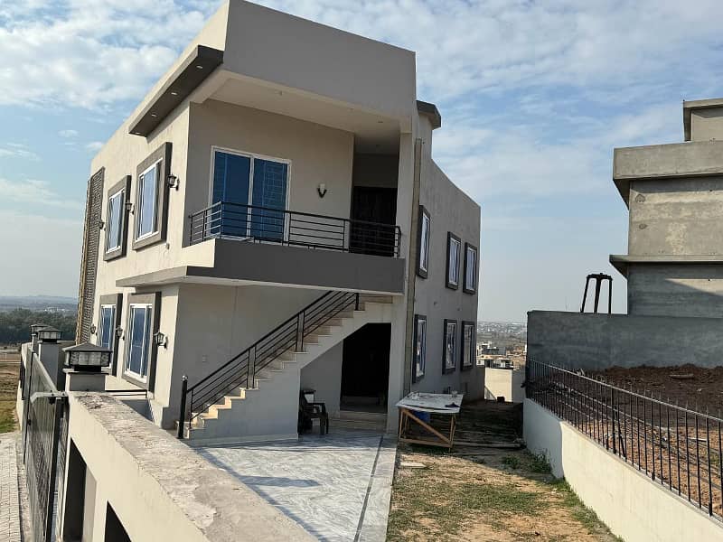 Brand new double storey with basement for sale 4