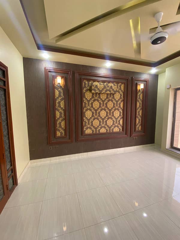 Precinct 1 available for Rent 272 sq yards in Bahria Town Karachi 11