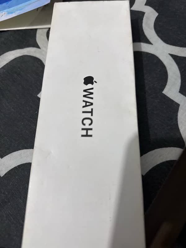 Brand new Apple watch SE 2