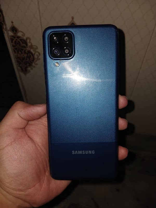 Samsung A12 0