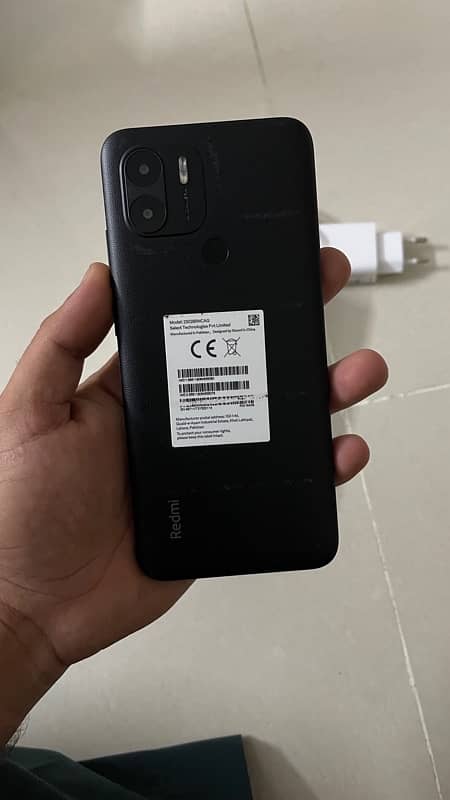 selling redmi a2+ 2