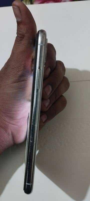 iphone x 64 gb pta approve 4