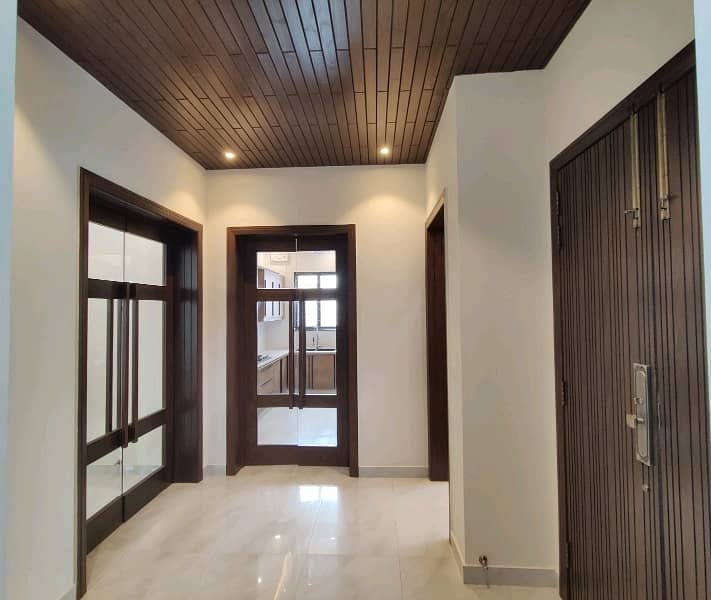 House For Sale In Rs. 95000000 2