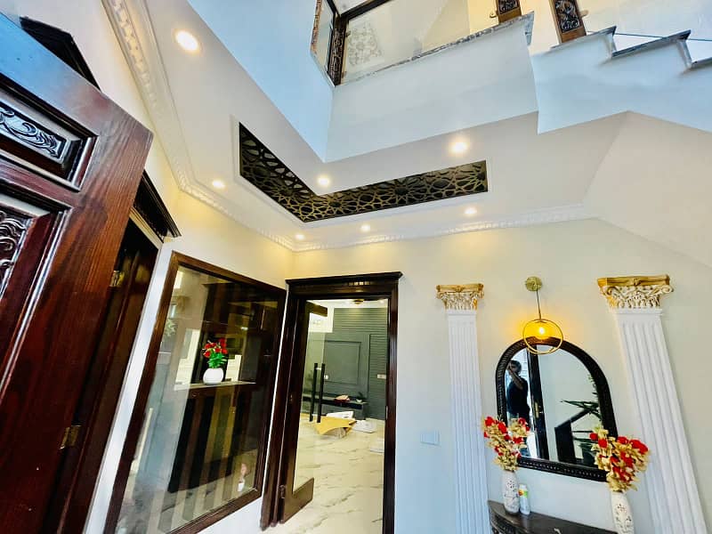 10 Marla House For Sale In Paragon City Lahore 31