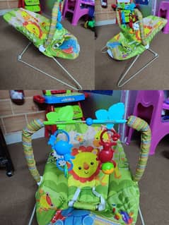 Baby bouncer in excellent condition