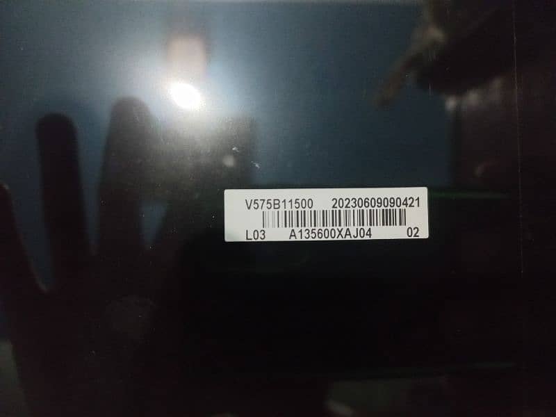 SAMSUNG LCD 65" METAL BODY INDROID VERSION 13 LATEST MODEL FOR SALE 3