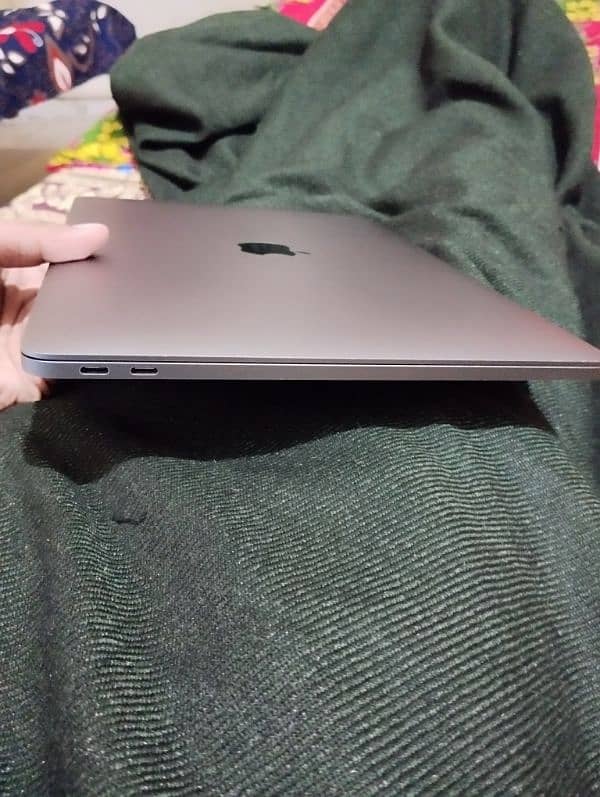 MacBook Pro 2016 3