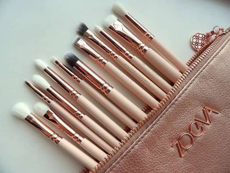 makeup brushes 2