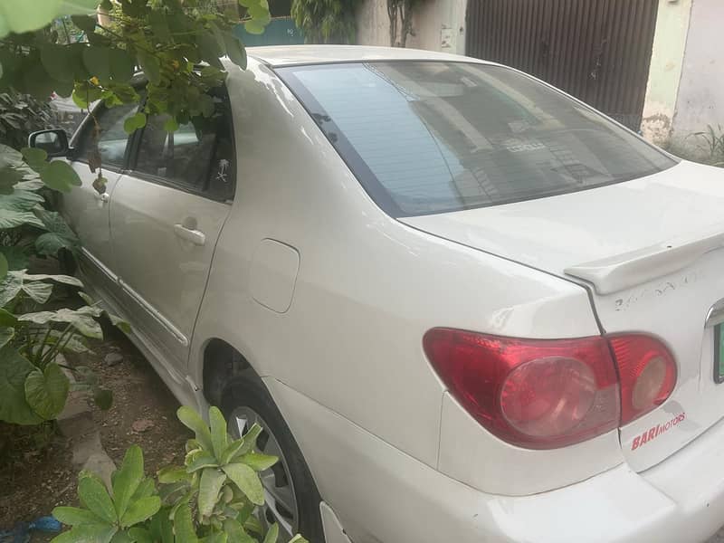 Toyota Corolla 2.0 D 2004 8